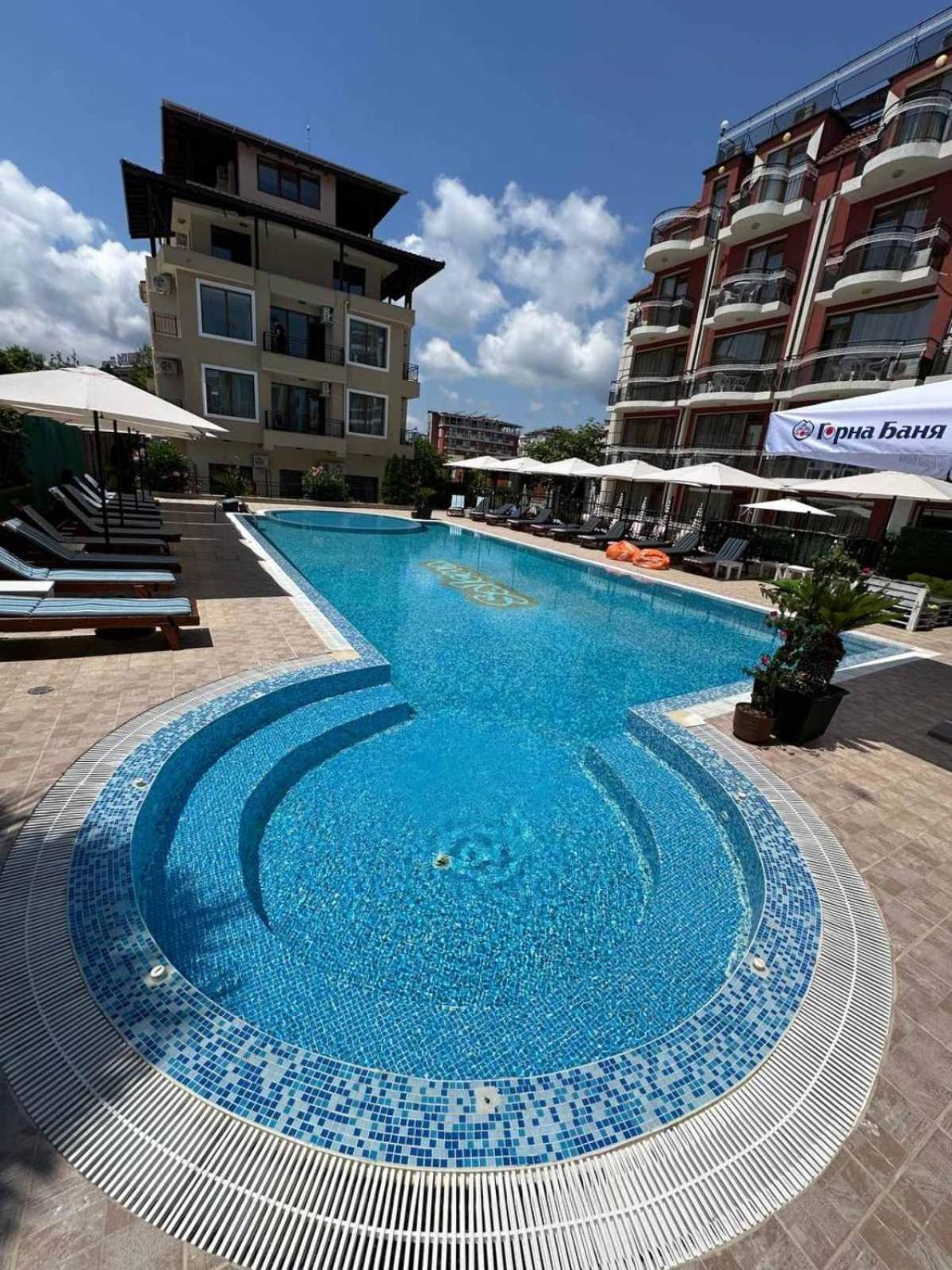 Salena Beach Hotel プリモルスコ エクステリア 写真
