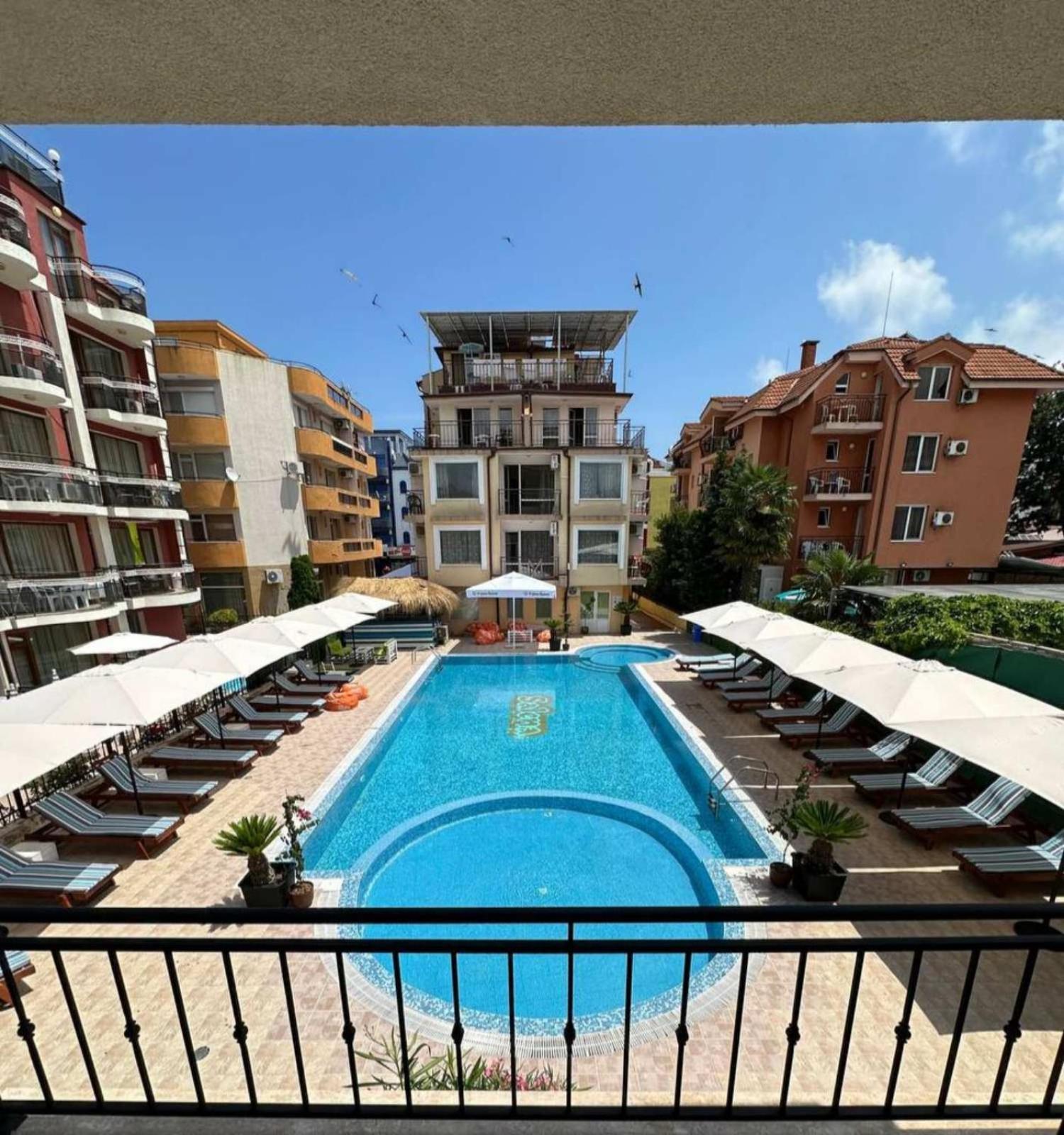 Salena Beach Hotel プリモルスコ エクステリア 写真