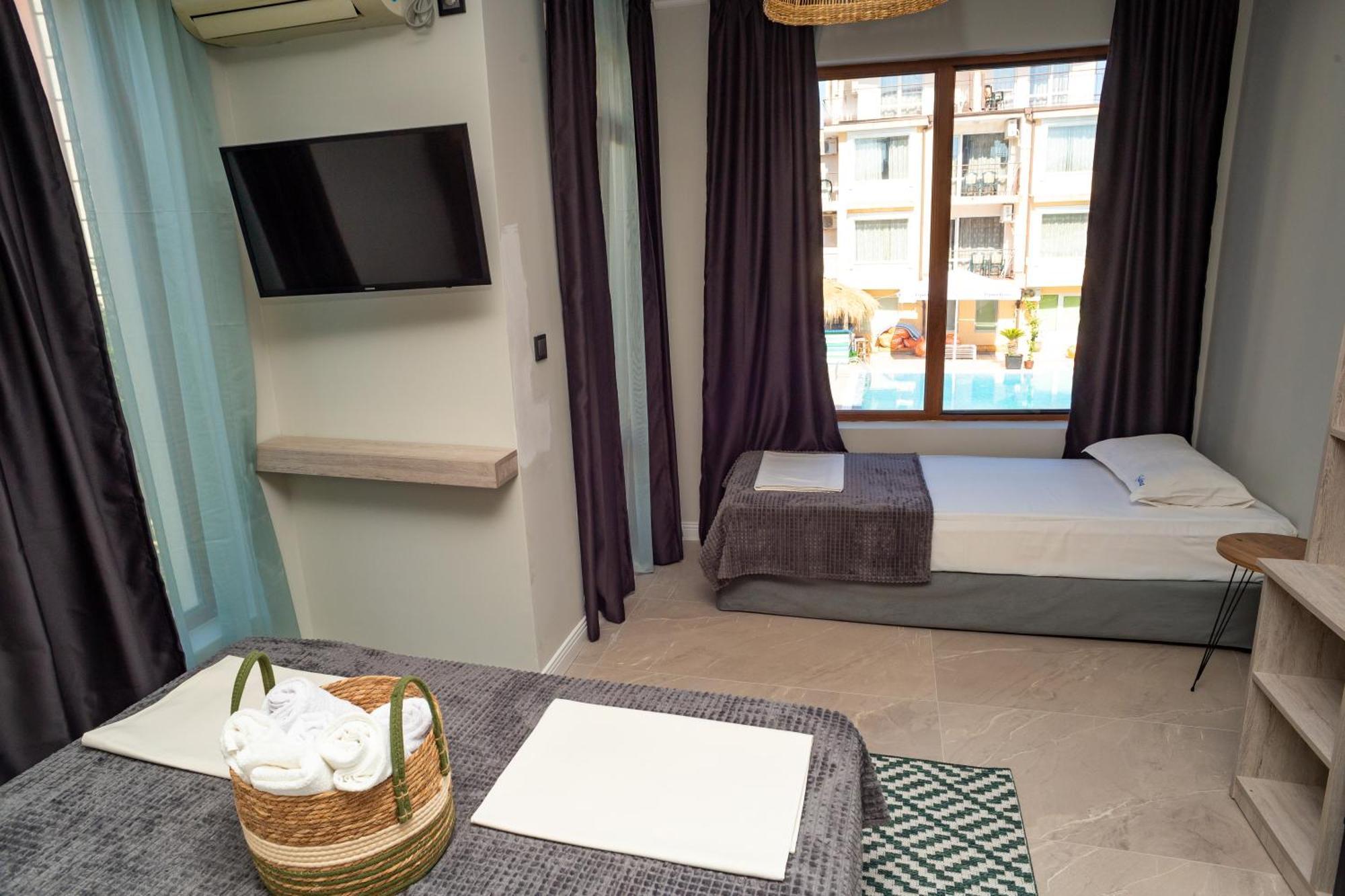 Salena Beach Hotel プリモルスコ エクステリア 写真